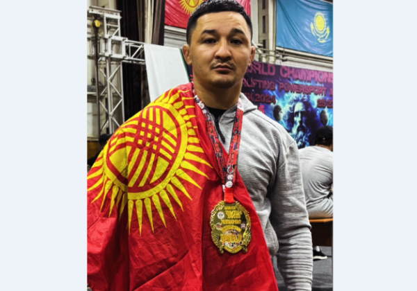 Бажы кызматкери пауэрлифтинг боюнча дүйнөлүк чемпионатты жеңип алды