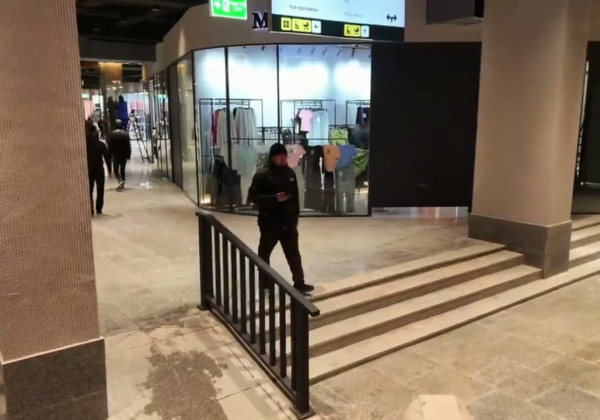«Олд Бишкек» отверг обвинения в самовольном запуске перехода и выступил против закрытия магазинов