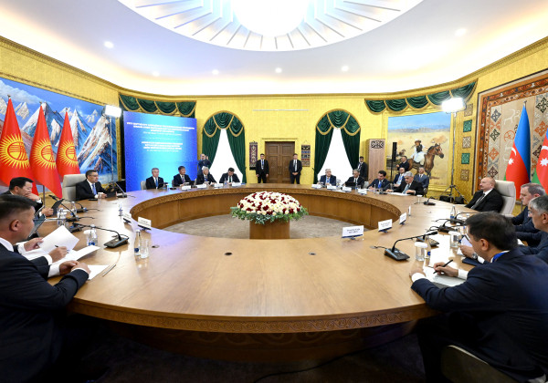 Кыргызстан менен Азербайжан Өнүктүрүү фондунун капиталы $200 млн чейин көбөйтүлдү