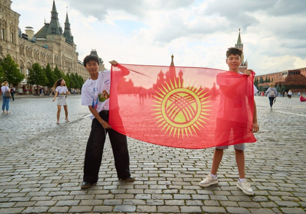 Юные кыргызстанцы прошли научную смену в Технопарке Физтех-лицея имени Капицы