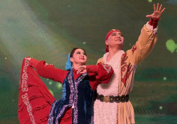Филармонияда “Манас" спектакли тартууланды