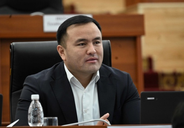 «Не убегайте от депутатов»: Козуев сделал замечание министру природы