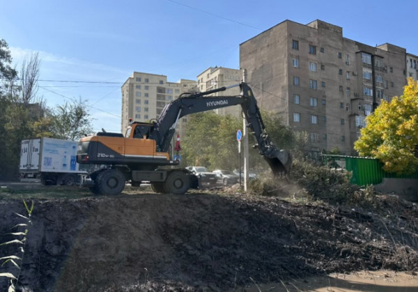В Бишкеке очистили 700 метров Восточного Большого Чуйского канала