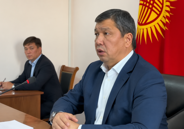 Мэр Айбек Джунушалиев муниципалдык кызматтардын ишиндеги мыйзам бузууларга бөгөт коюуну тапшырды