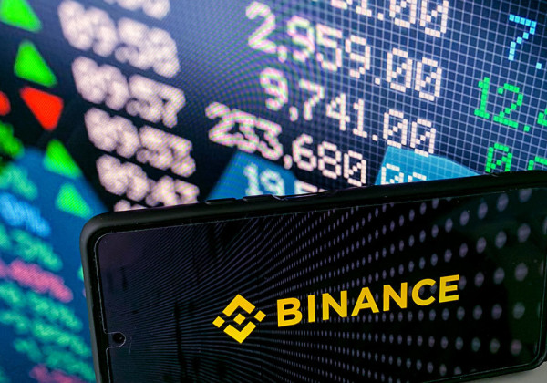 Binance биржасы 6,3 млрд долларлык хакердик чабуулга кабылганын билдирди