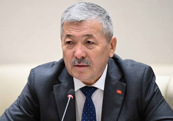 Адылбек Касымалиев стал Героем Труда Кыргызстана